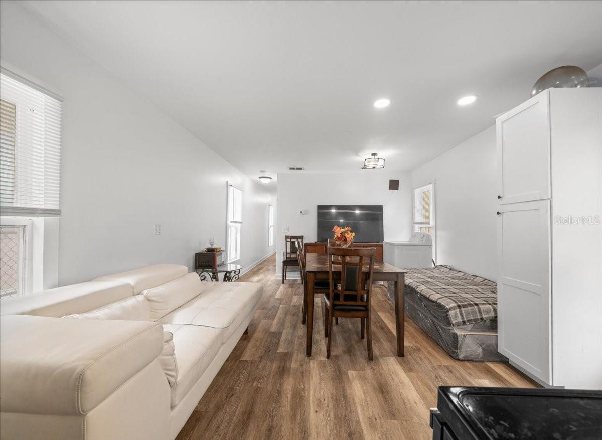 Image 4 of 23 For 3501 Genesee Street