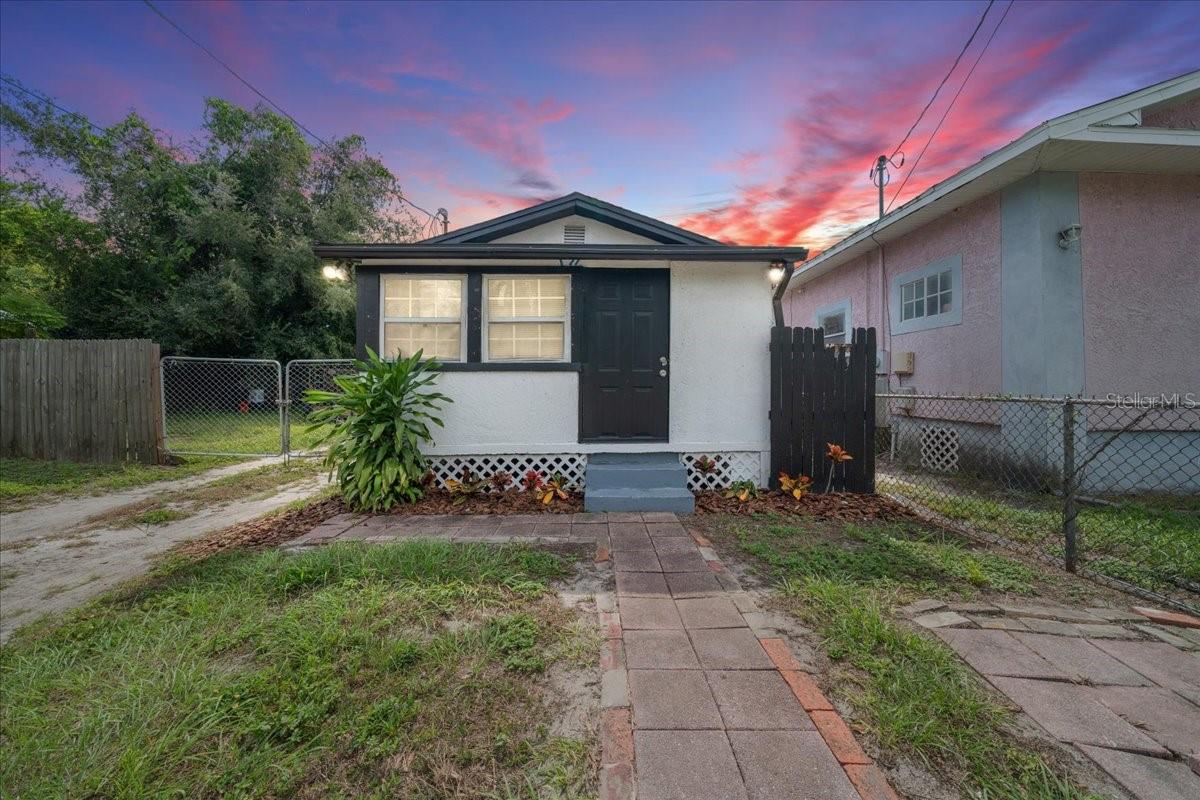 Image 7 of 23 For 3501 Genesee Street