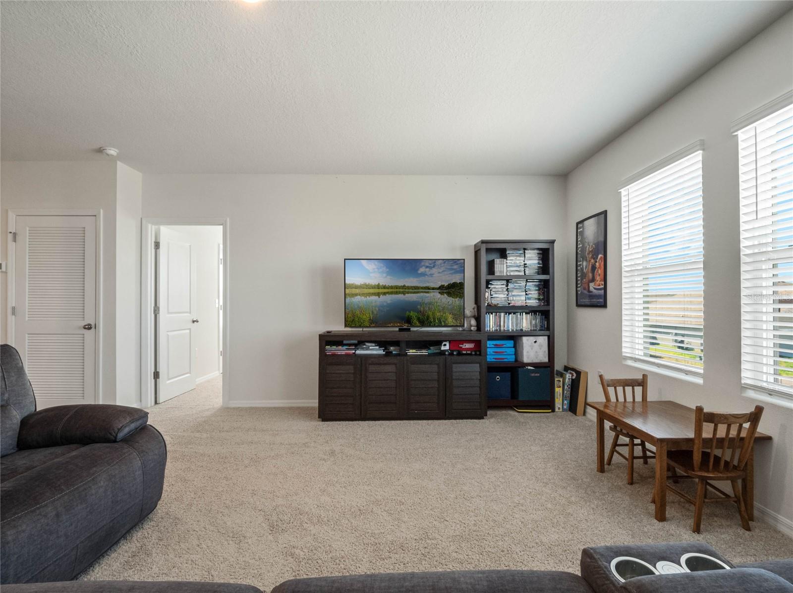 Image 18 of 40 For 5021 88th Street