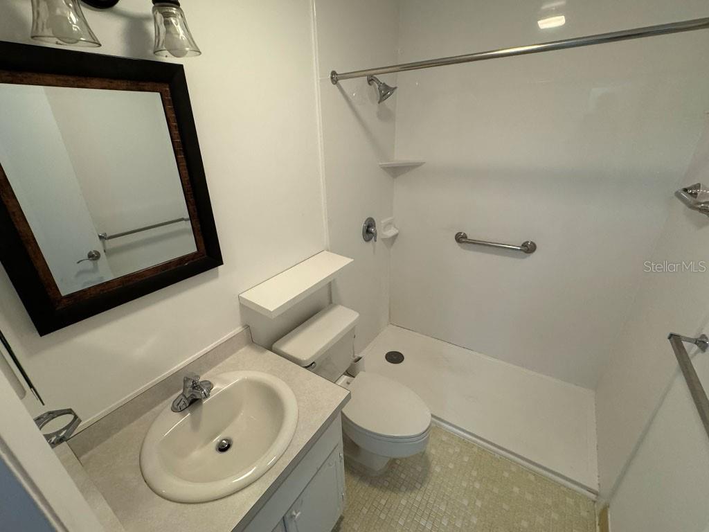 Image 20 of 23 For 1556 27th Street C