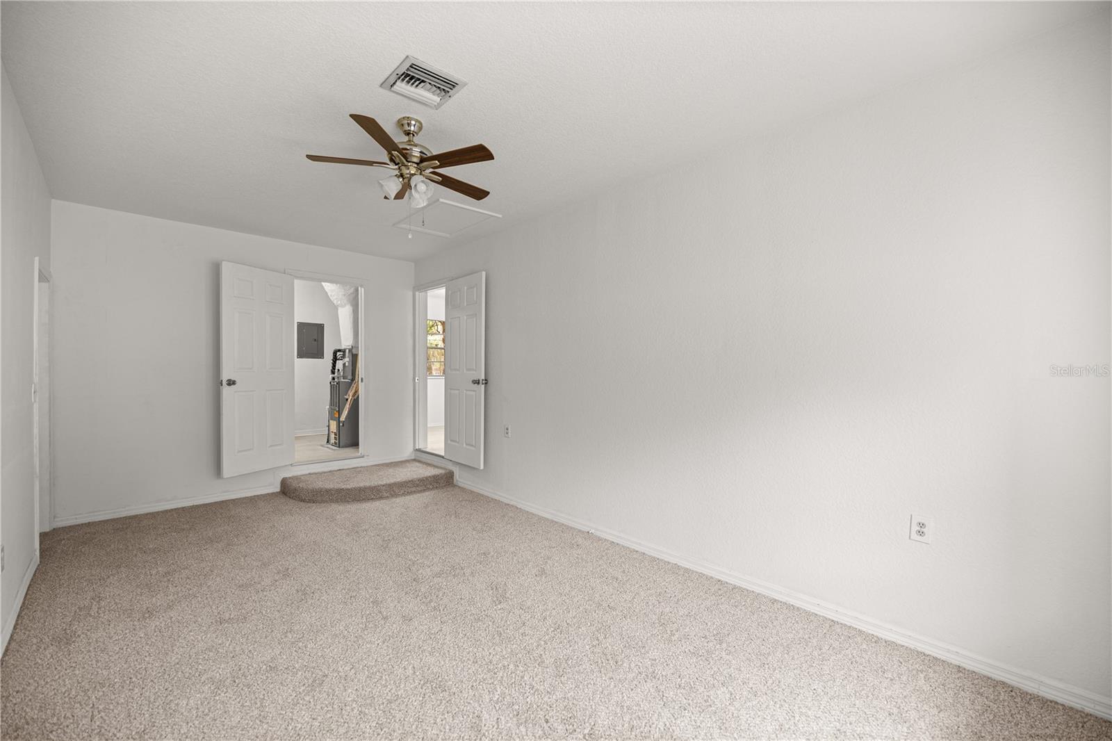 Image 13 of 20 For 2233 3rd Avenue