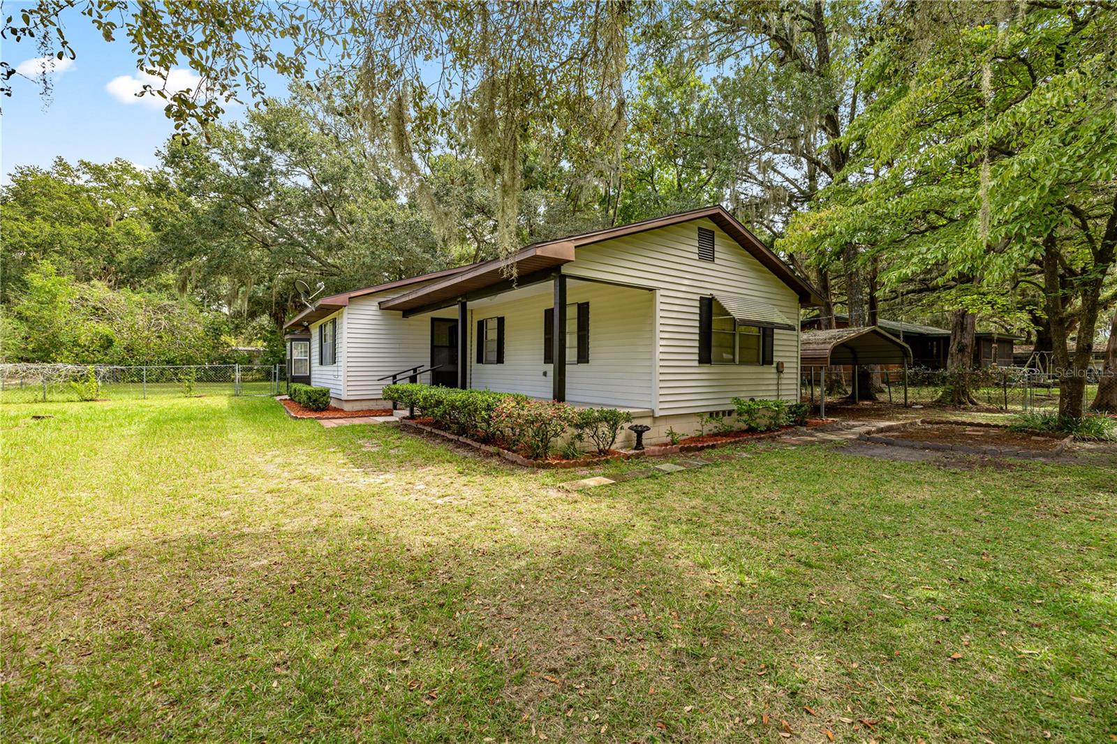 Image 4 of 20 For 2233 3rd Avenue