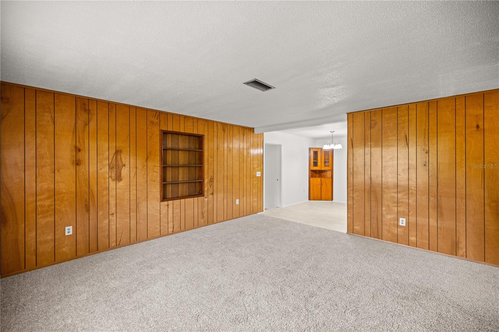 Image 8 of 20 For 2233 3rd Avenue