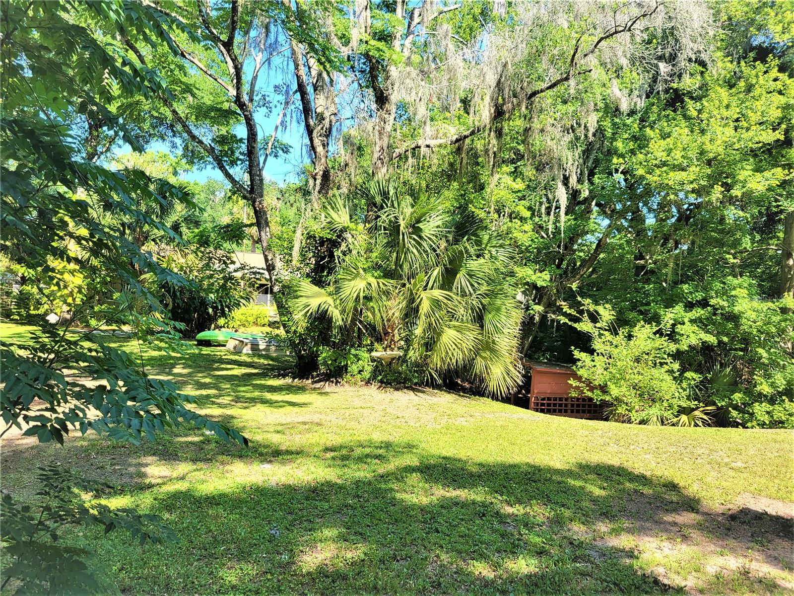 Image 17 of 39 For 751 Mulberry Point