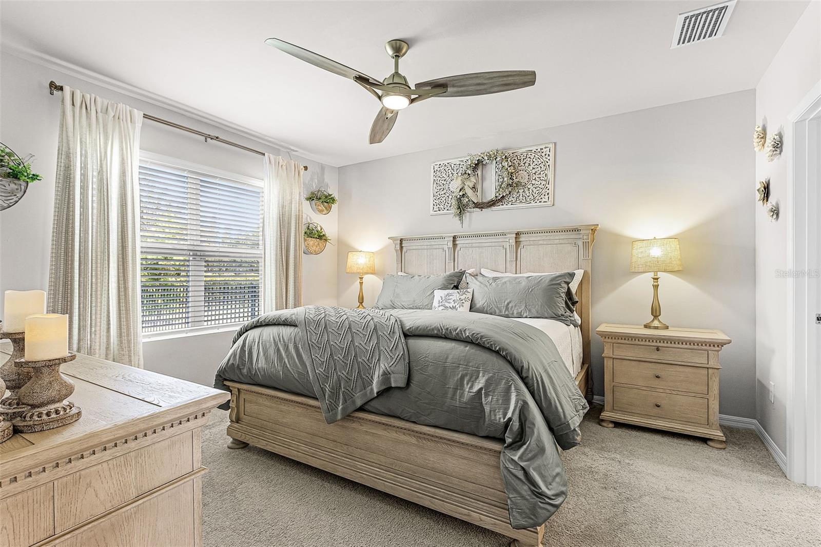 Image 13 of 30 For 25016 Lenox Circle