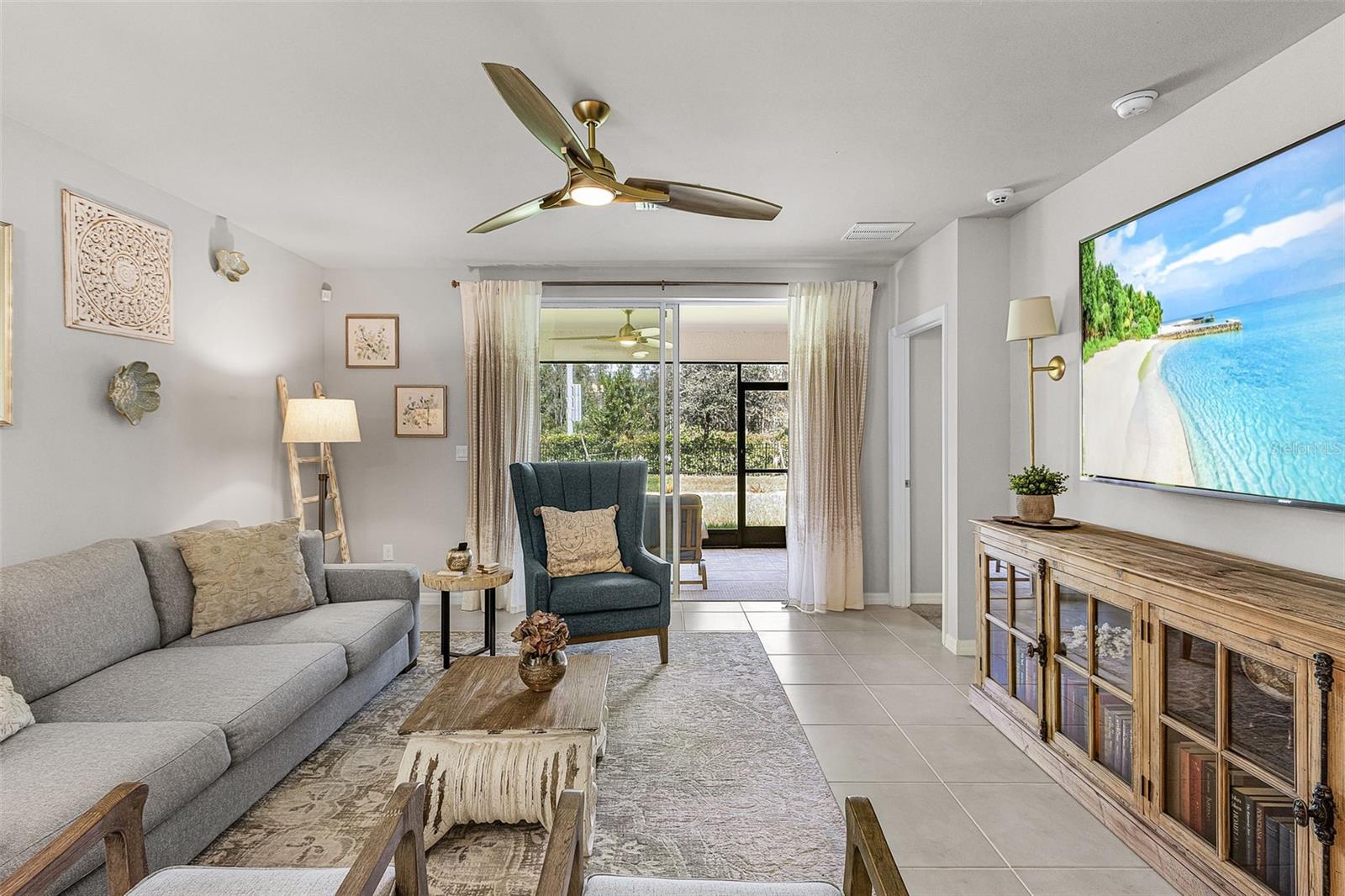 Image 5 of 30 For 25016 Lenox Circle