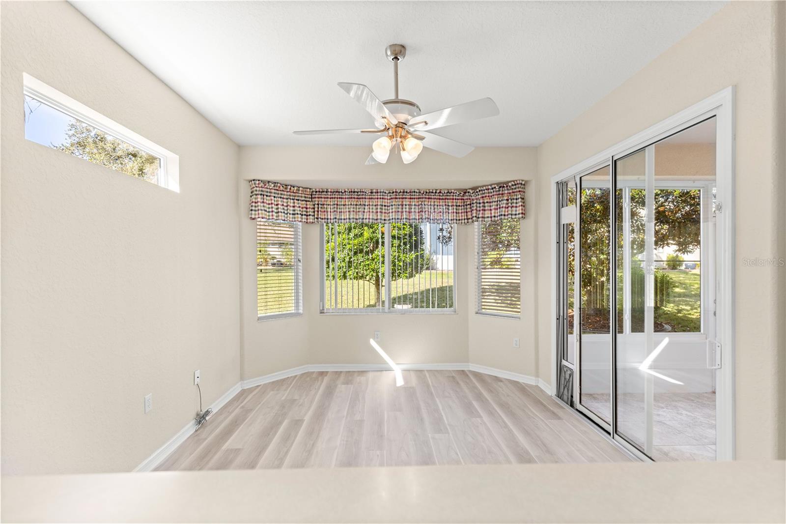 Image 12 of 46 For 13194 93rd Terrace Road