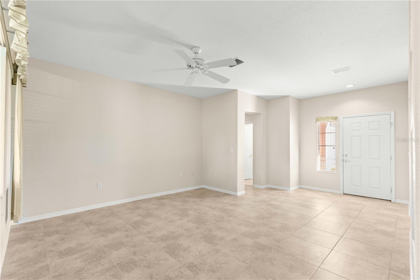 Image 7 of 46 For 13194 93rd Terrace Road