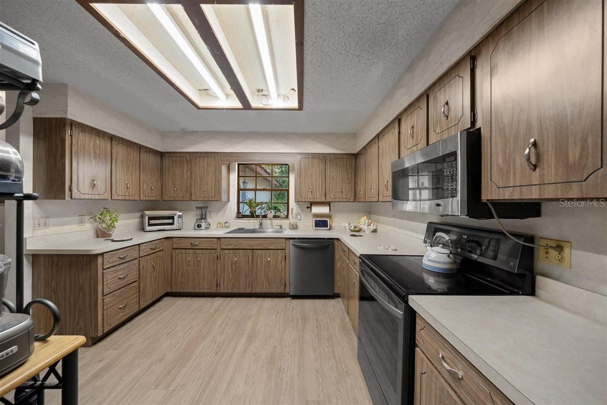 Image 15 of 53 For 501 55th Avenue