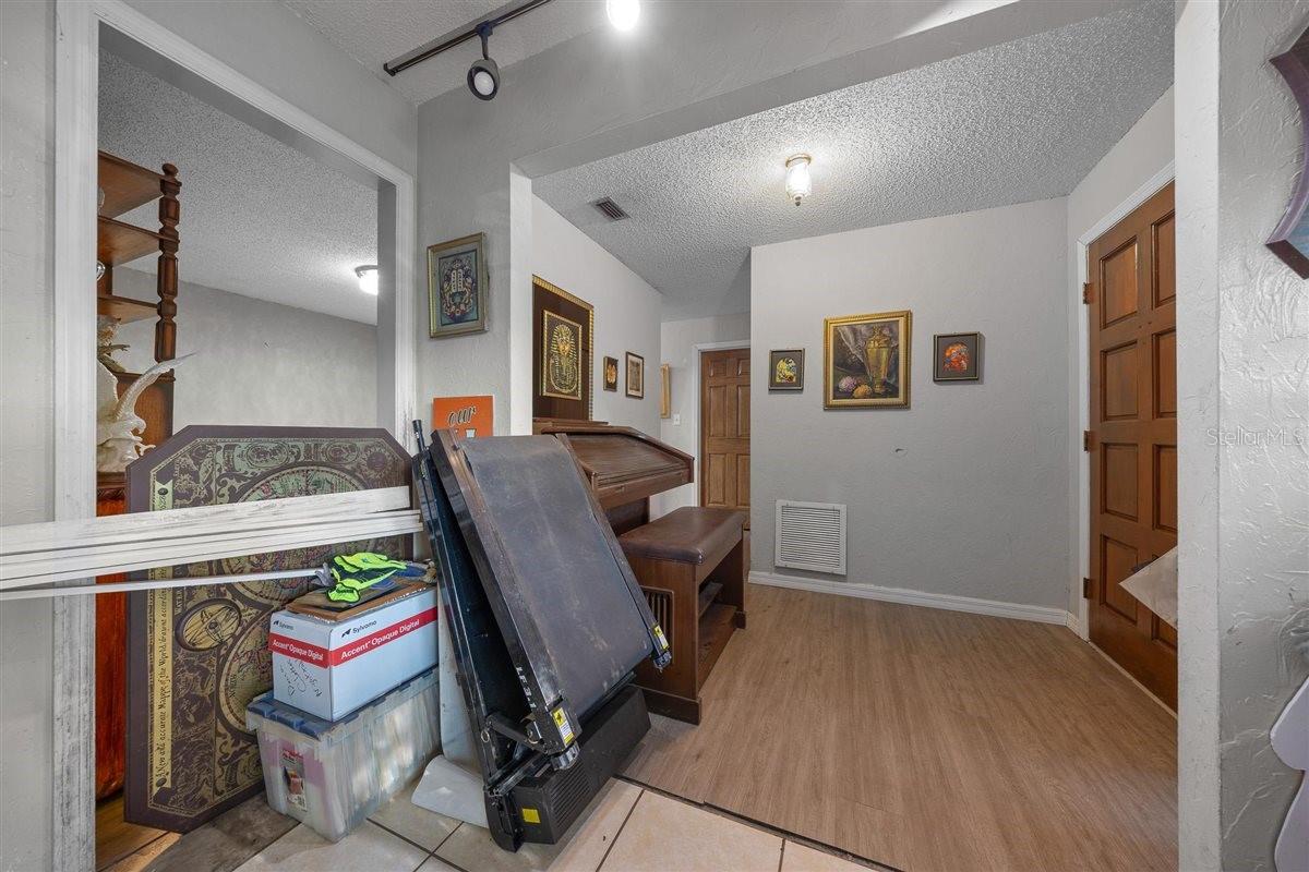 Image 3 of 53 For 501 55th Avenue
