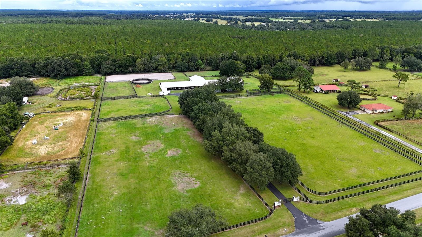 Image 21 of 48 For 21051 42nd Street