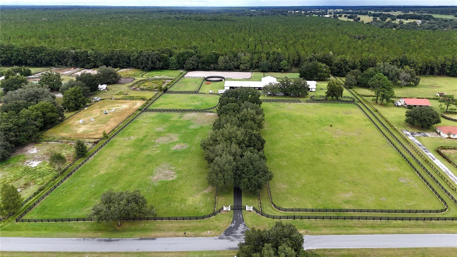 Image 33 of 48 For 21051 42nd Street