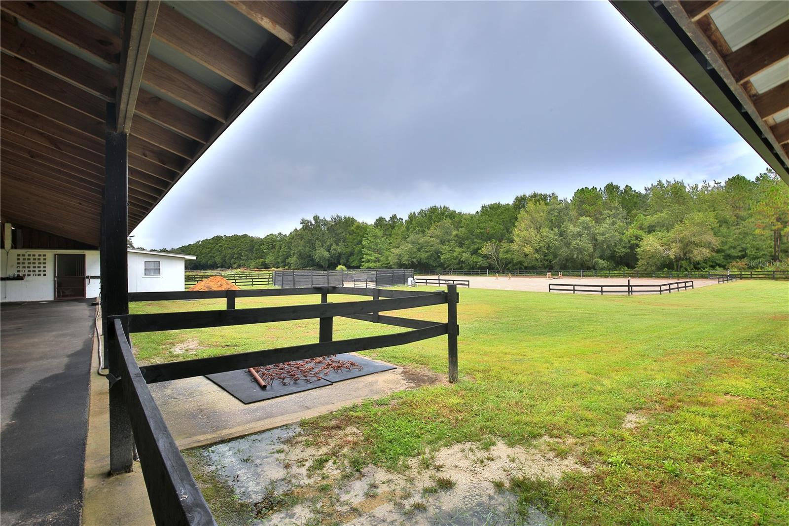 Image 8 of 48 For 21051 42nd Street