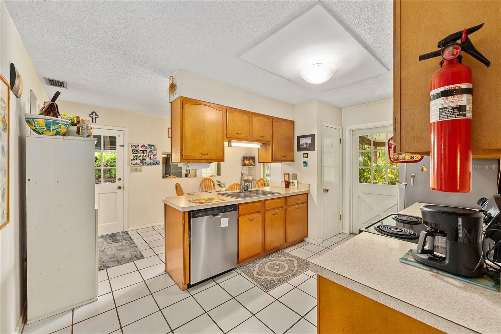 Image 22 of 59 For 3930 12th Street
