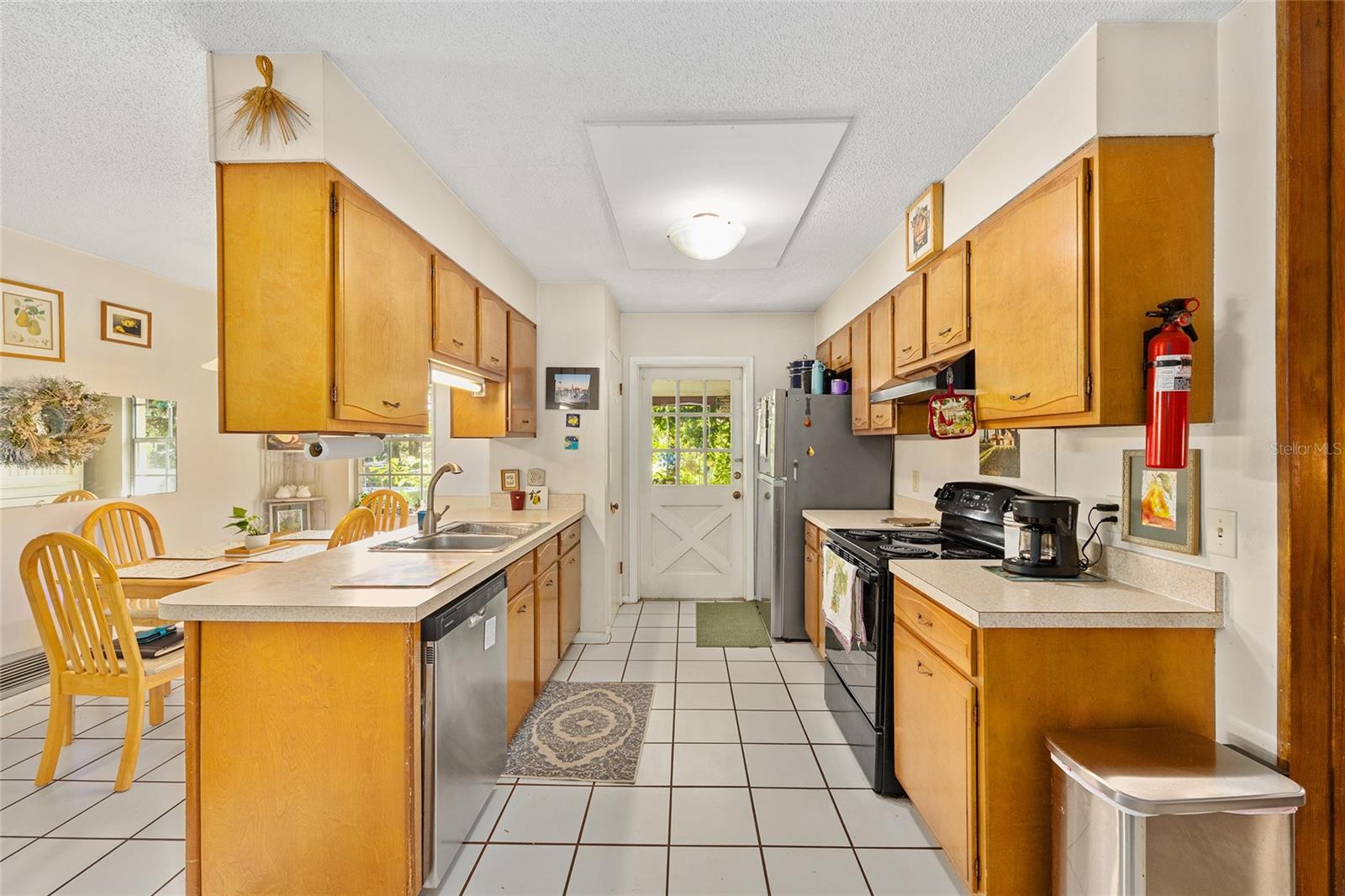 Image 23 of 59 For 3930 12th Street