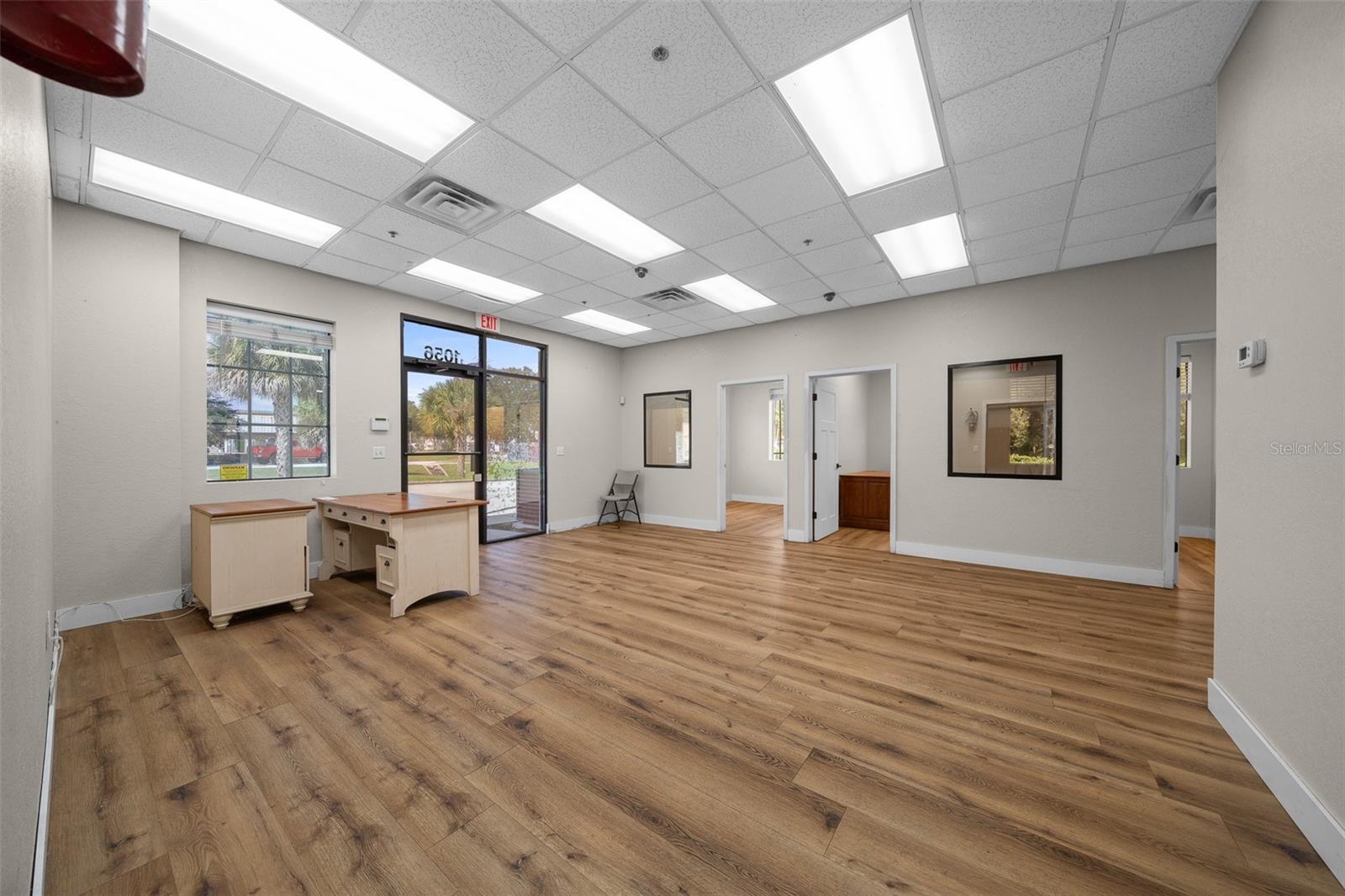 Image 17 of 39 For 1056 16th Street