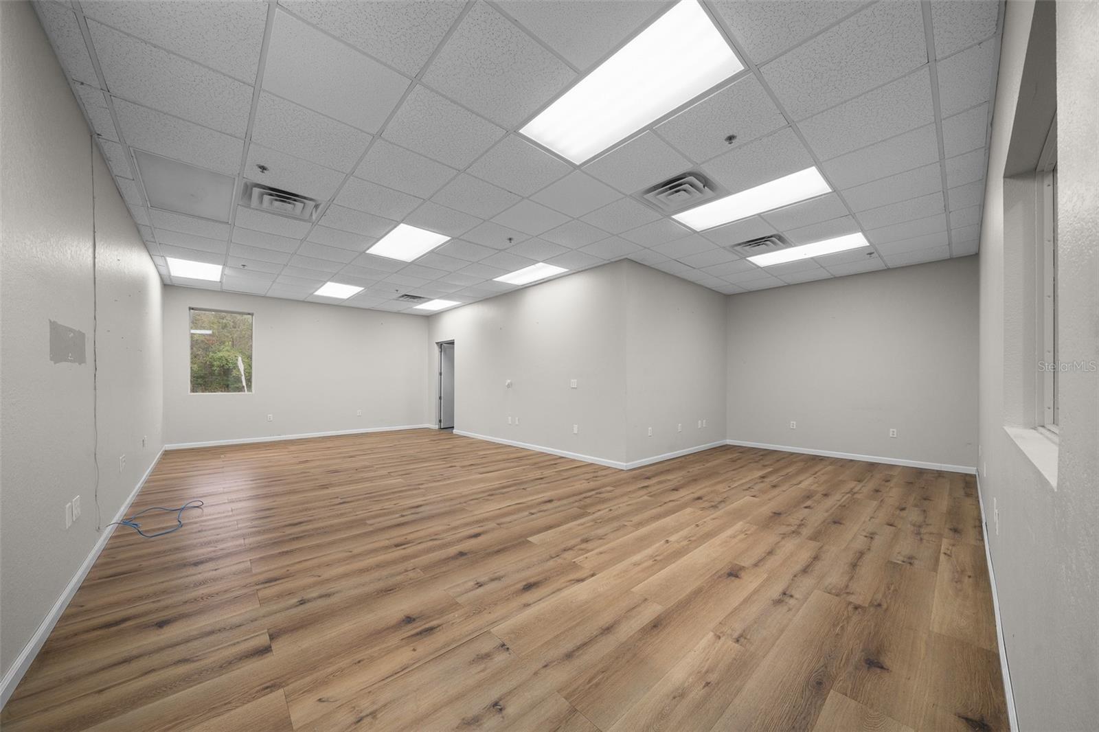 Image 20 of 39 For 1056 16th Street