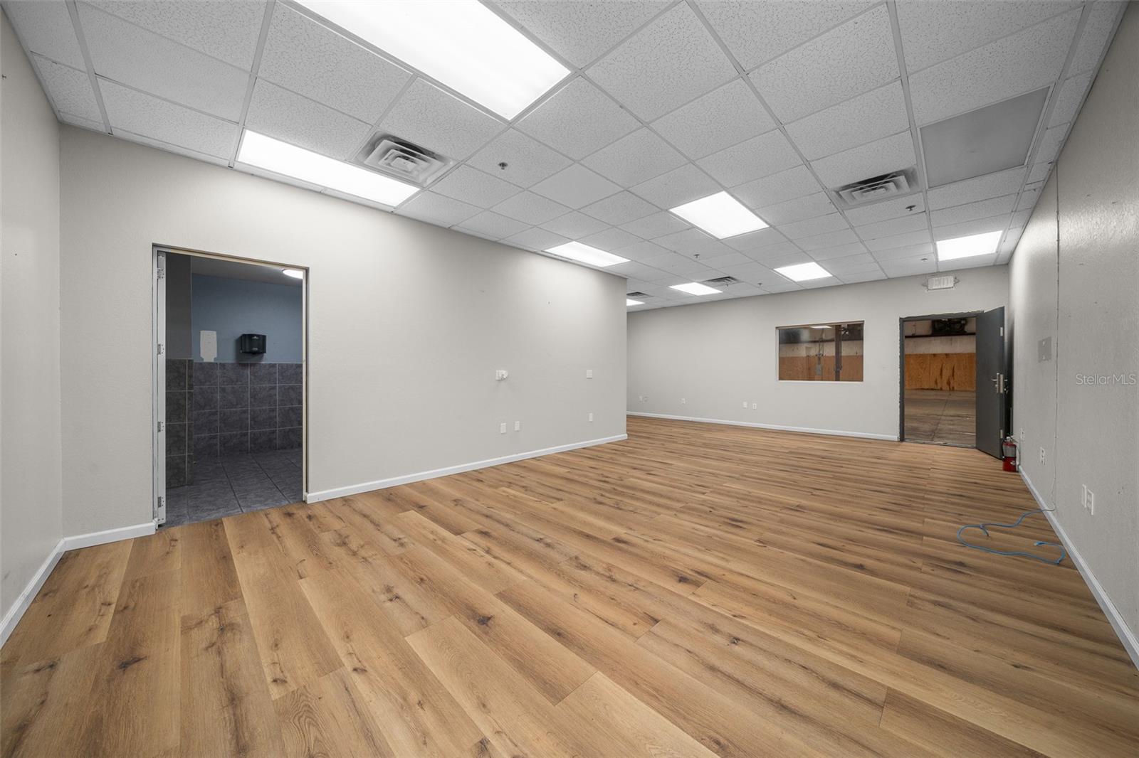 Image 21 of 39 For 1056 16th Street