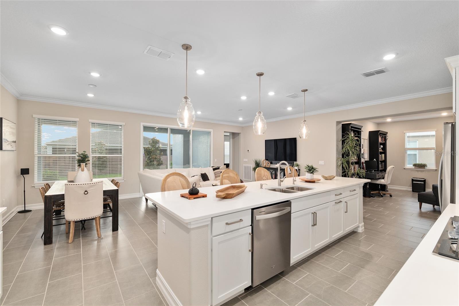 Image 21 of 51 For 4486 53rd Avenue Road