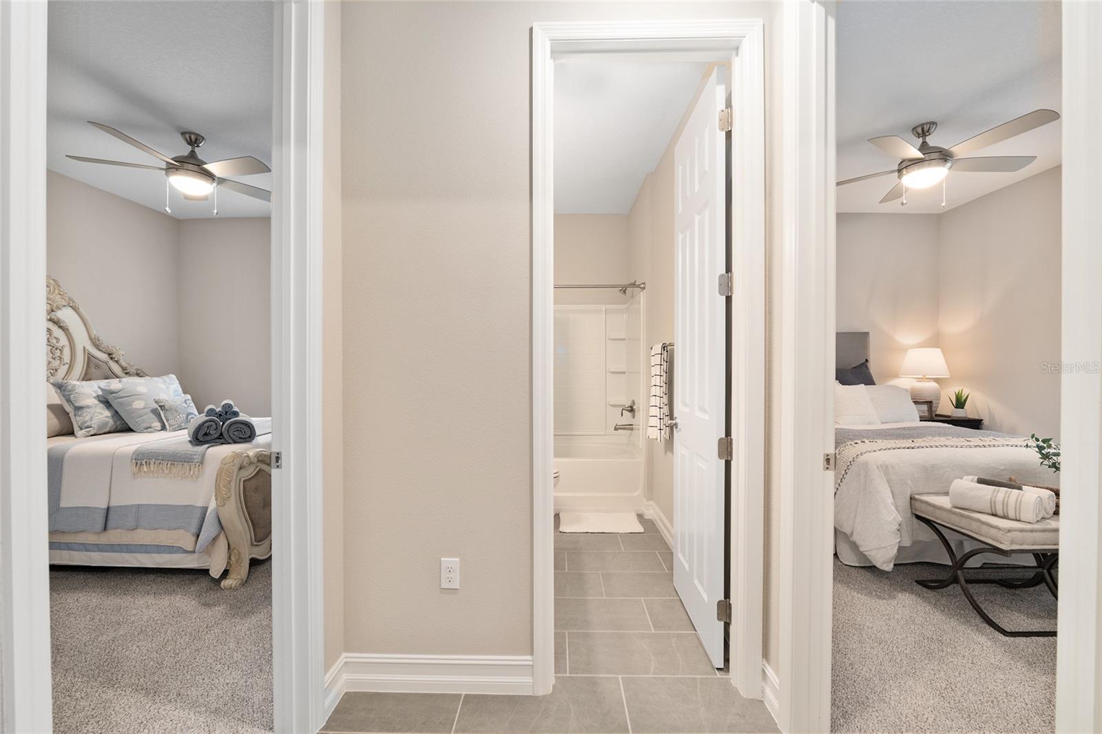 Image 37 of 51 For 4486 53rd Avenue Road