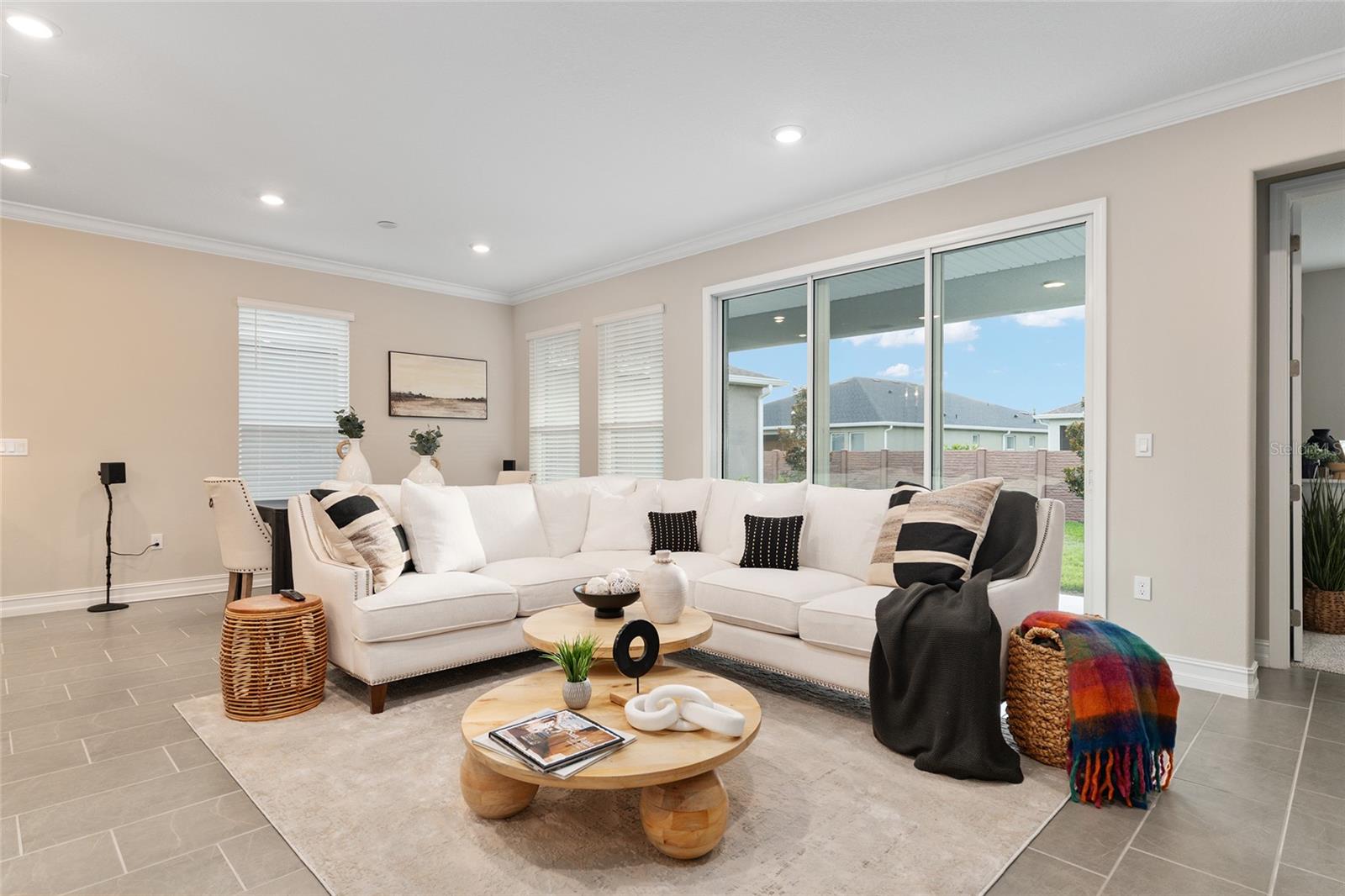 Image 8 of 51 For 4486 53rd Avenue Road