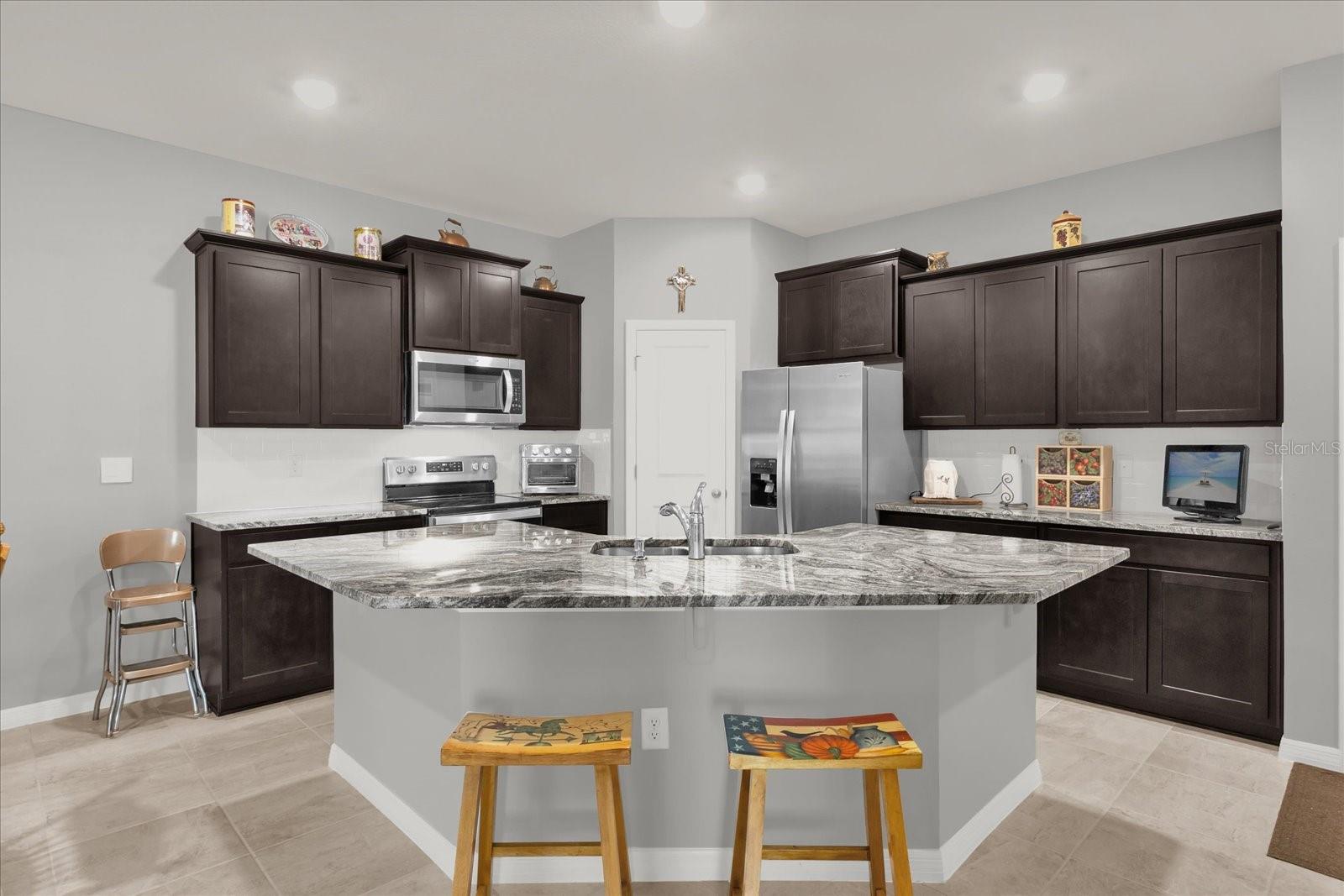 Image 6 of 30 For 5231 48th Place