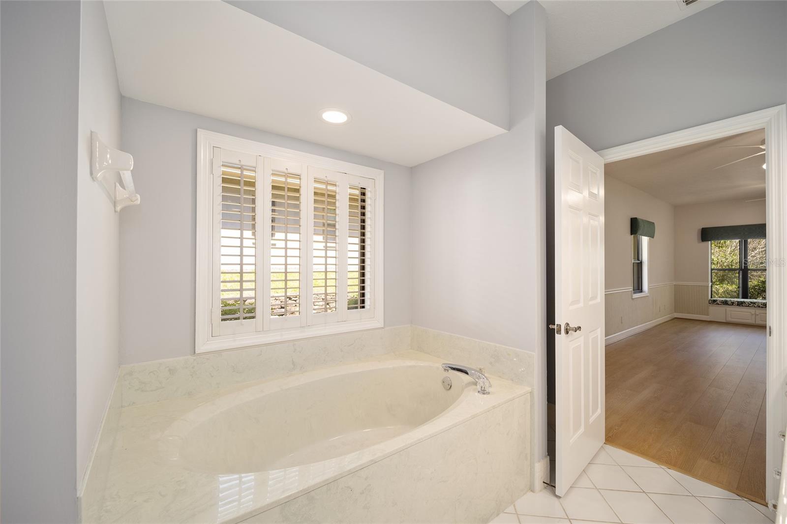 Image 17 of 29 For 3025 Bermuda Dunes Drive