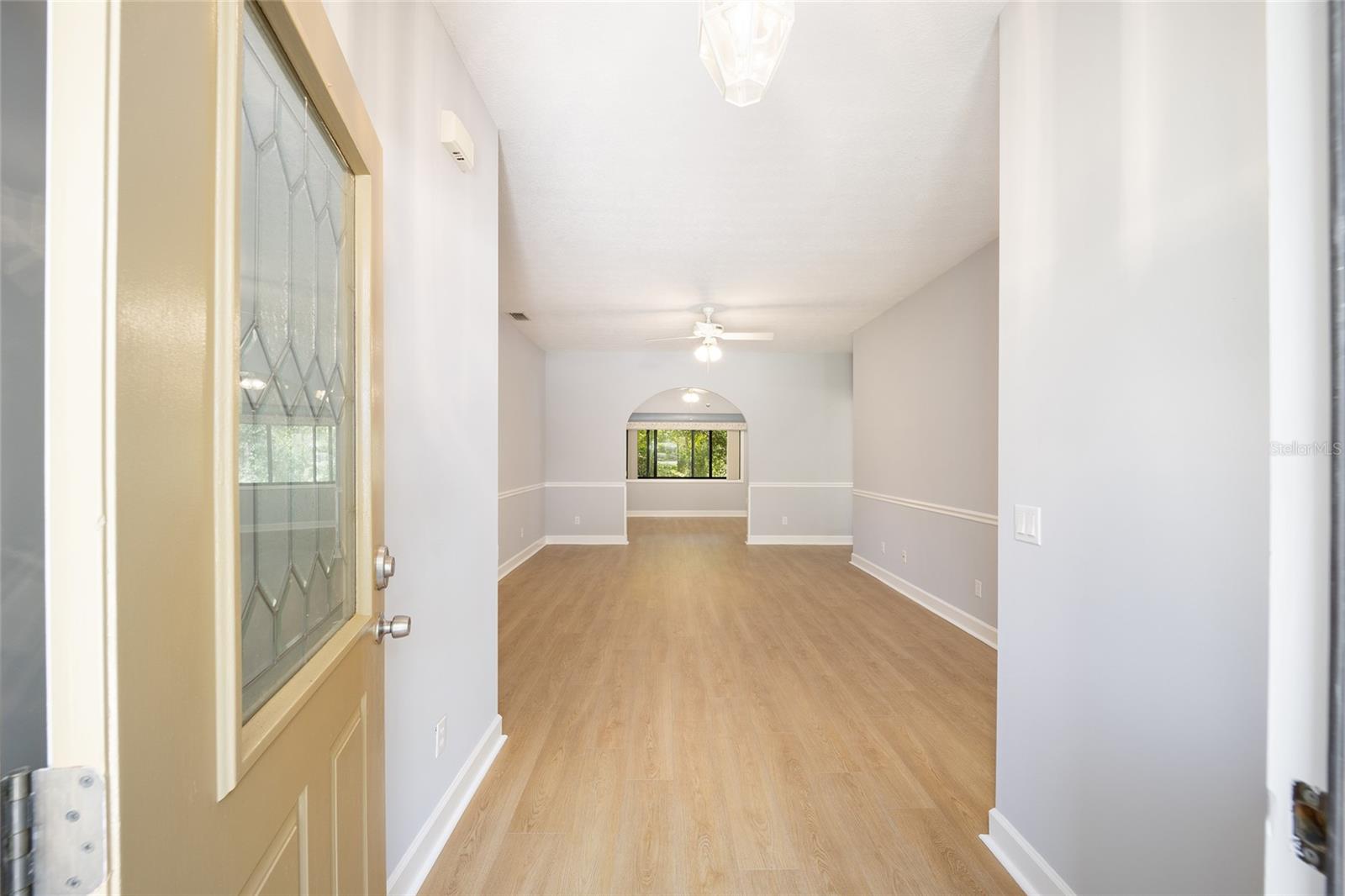 Image 4 of 29 For 3025 Bermuda Dunes Drive