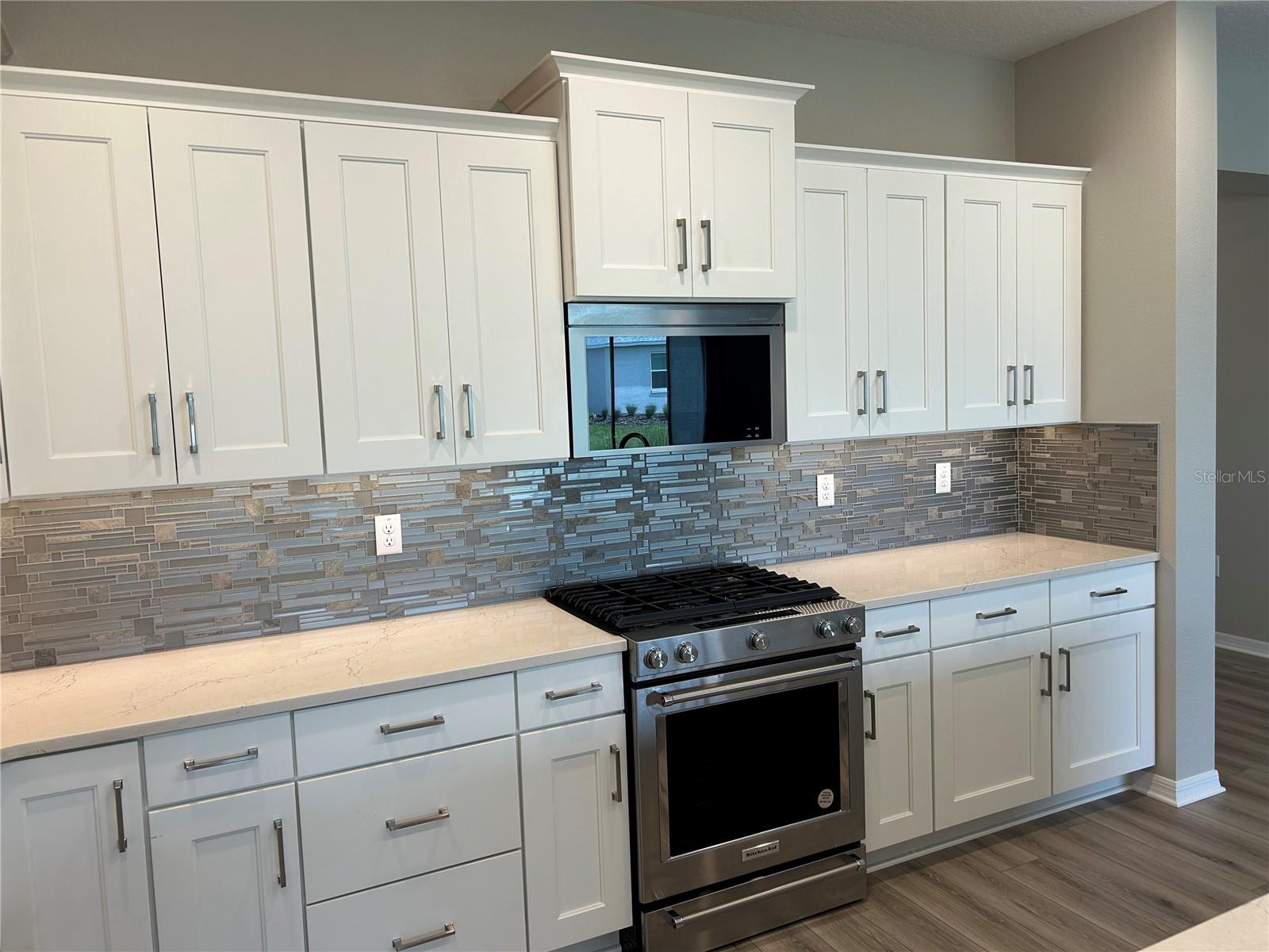 Image 6 of 26 For 7298 86th Avenue