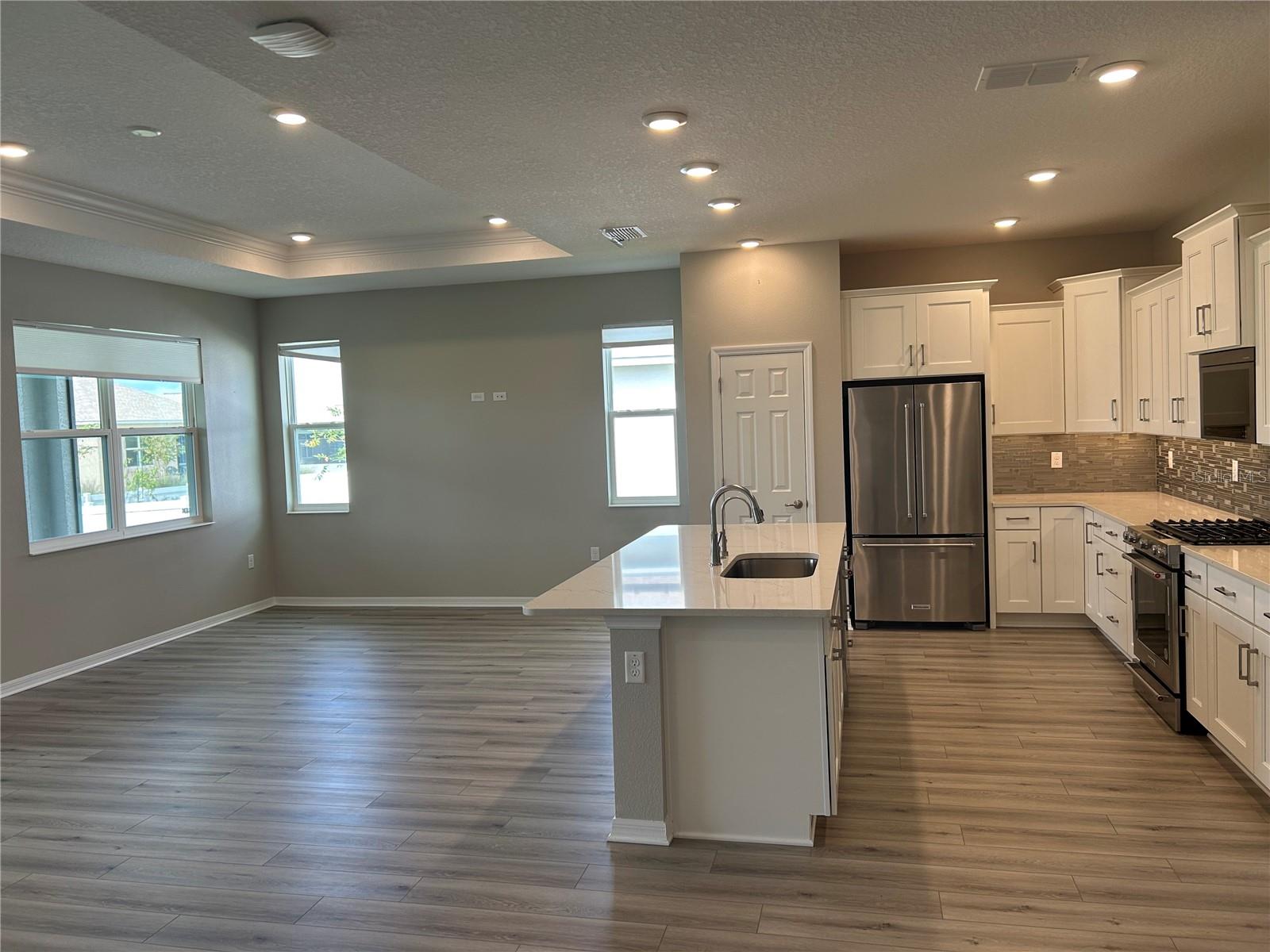 Image 9 of 26 For 7298 86th Avenue