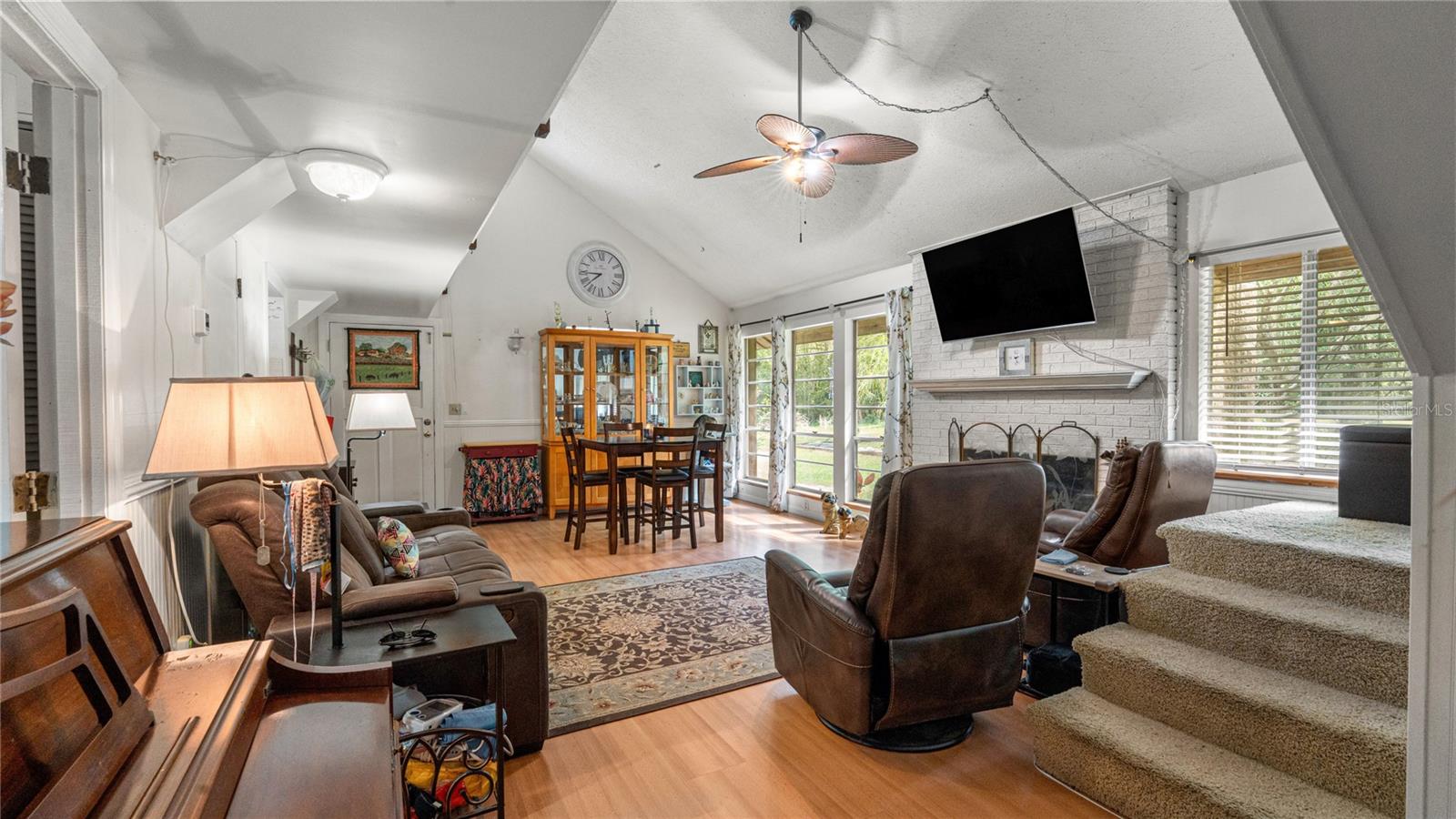 Image 14 of 33 For 19036 246th Street