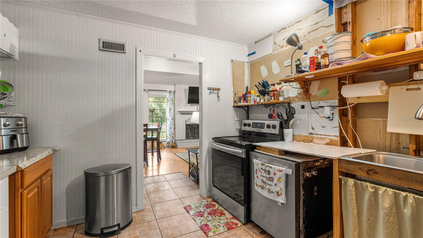 Image 8 of 33 For 19036 246th Street