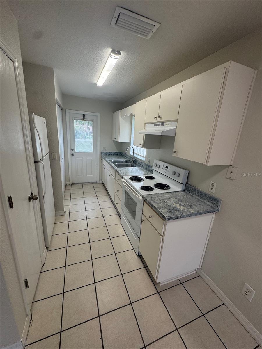 Image 5 of 13 For 11322-11322 55th Avenue Road 1902