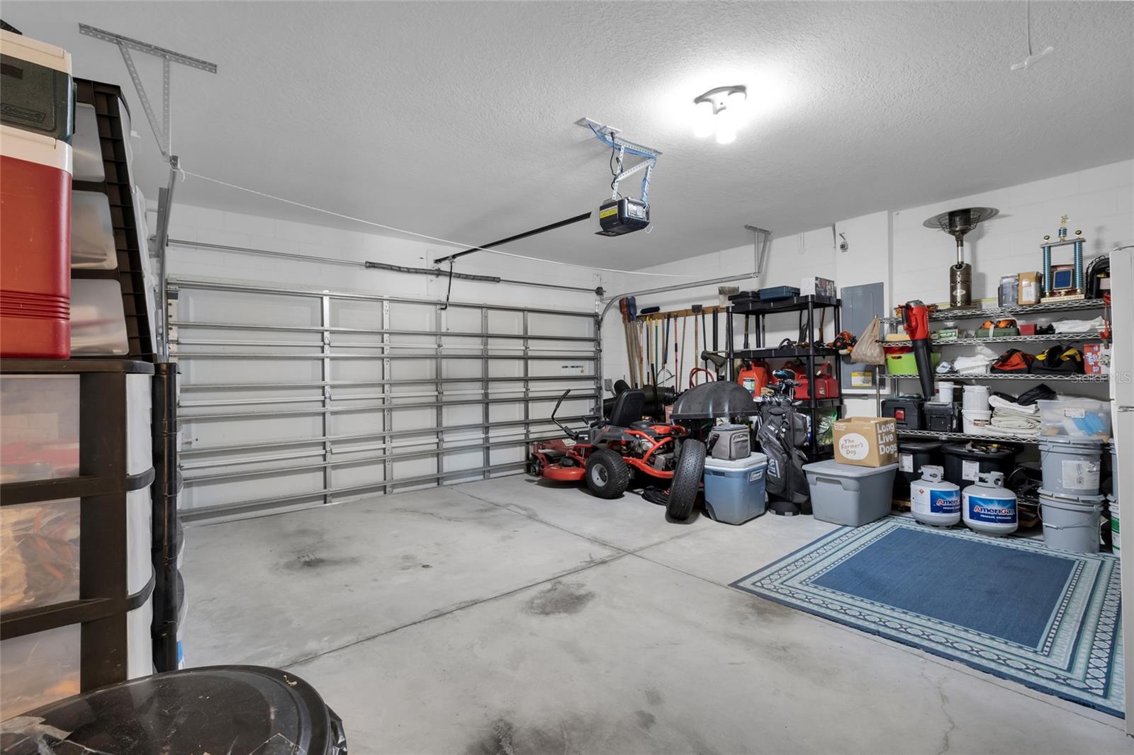 Listing photo id 16 for 3016 43rd Road