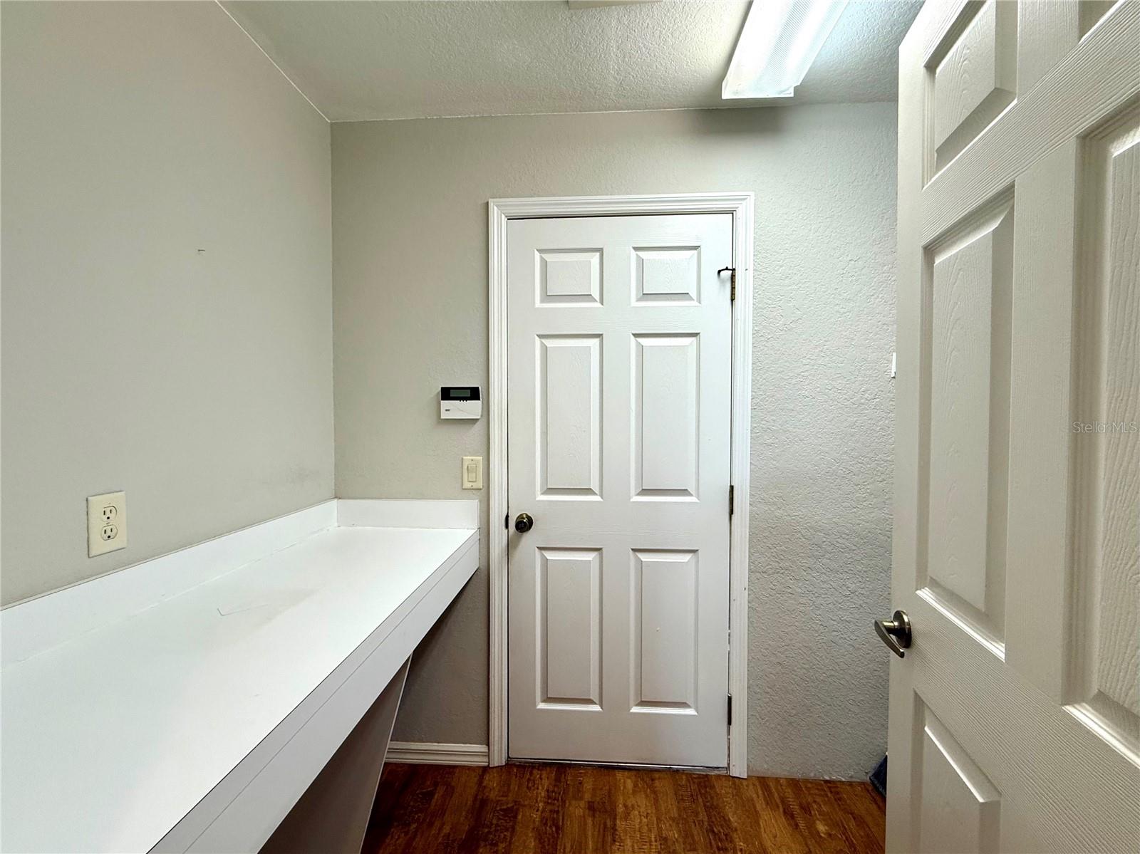 Image 33 of 52 For 15235 14th Avenue Road