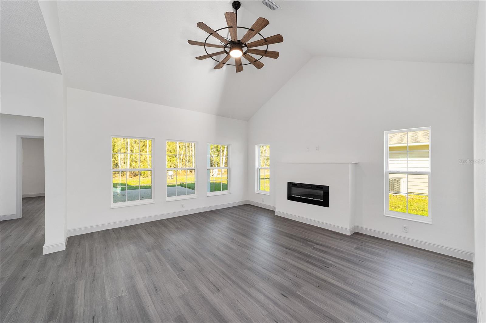 Image 17 of 50 For 770 151st Court