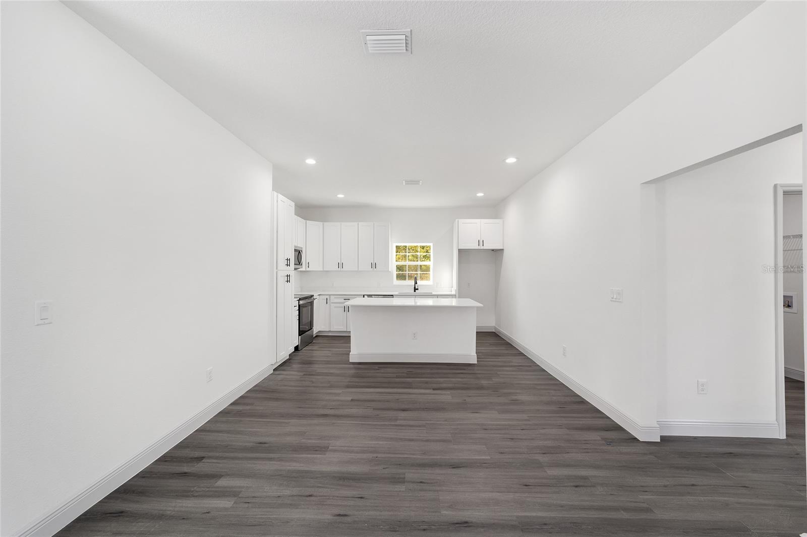 Image 18 of 50 For 770 151st Court