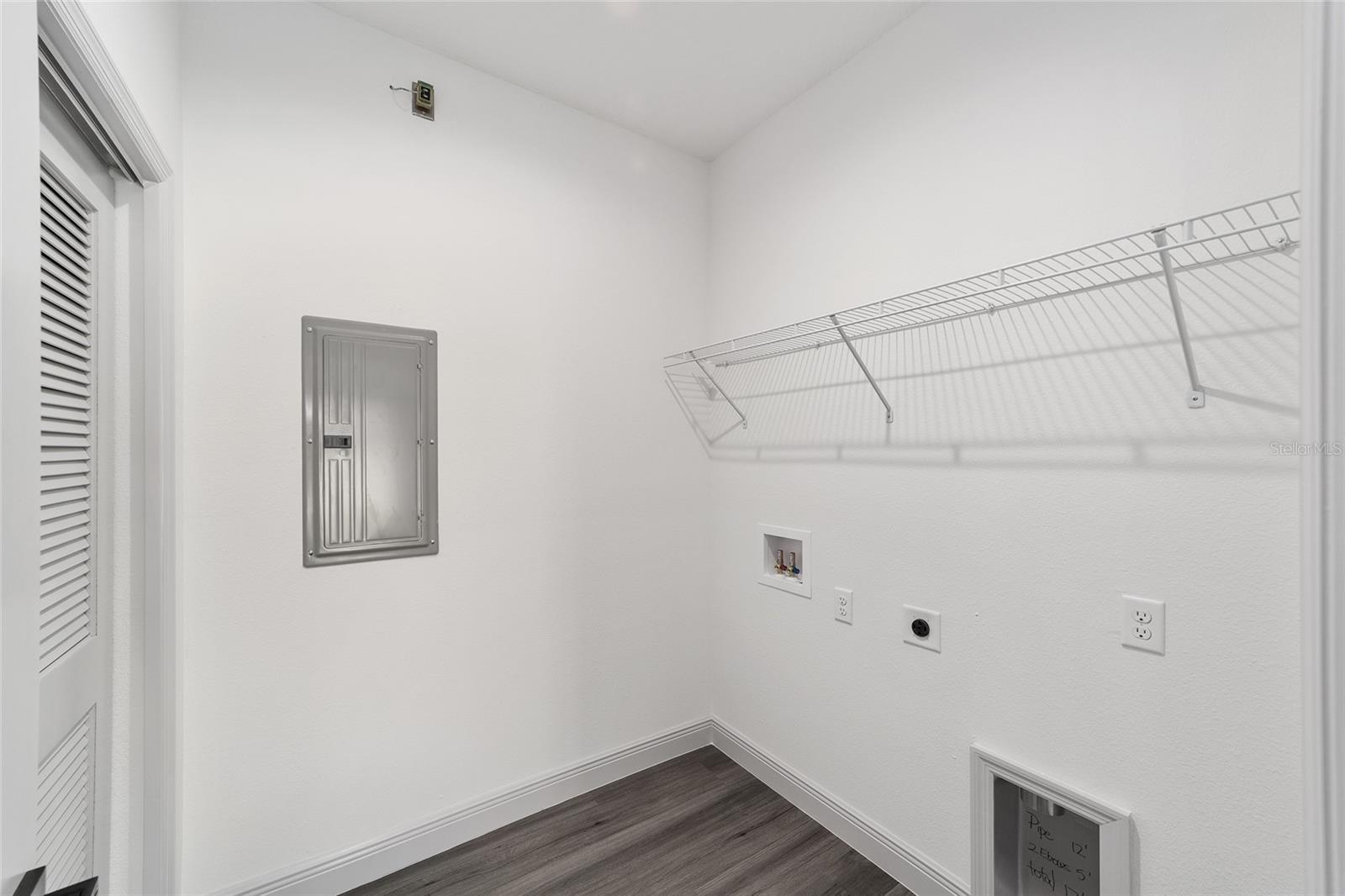 Image 28 of 50 For 770 151st Court