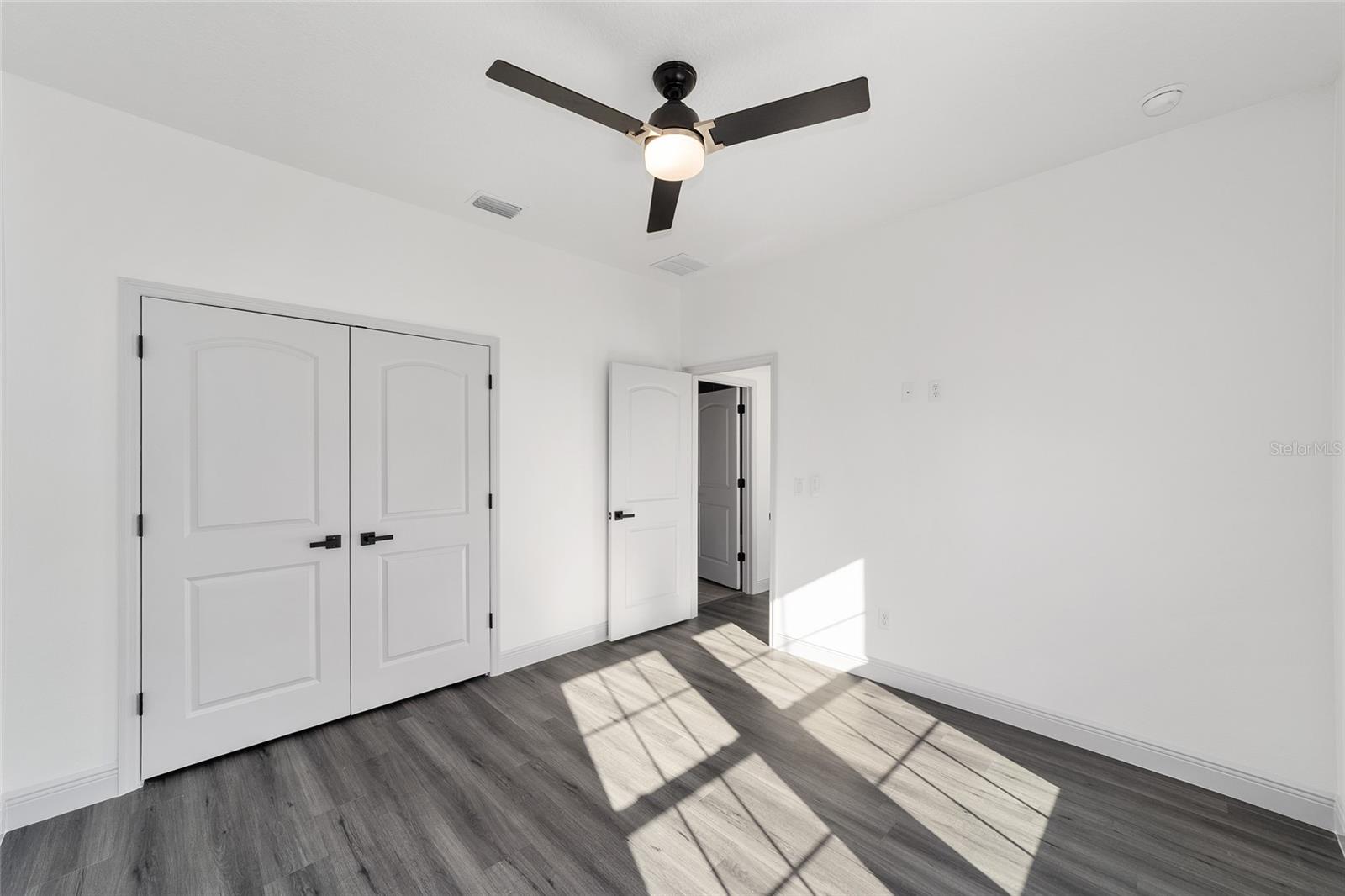 Image 32 of 50 For 770 151st Court