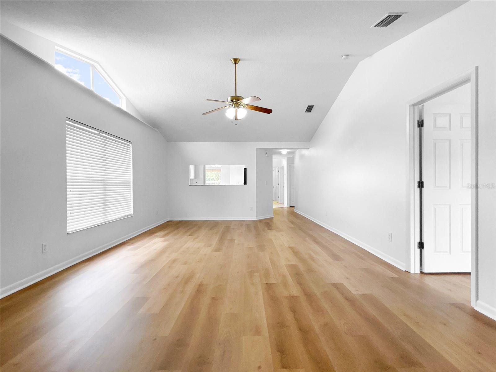 Image 12 of 40 For 6554 Gentle Ben Circle