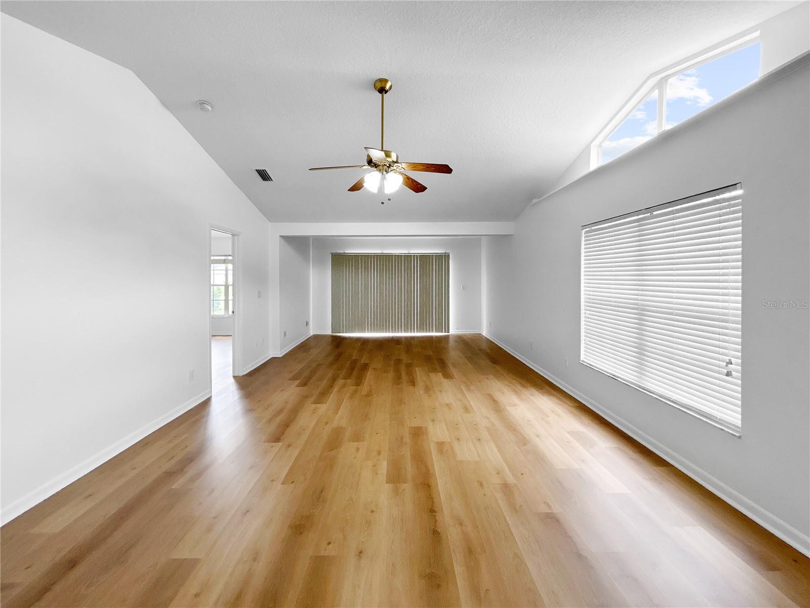 Image 13 of 40 For 6554 Gentle Ben Circle