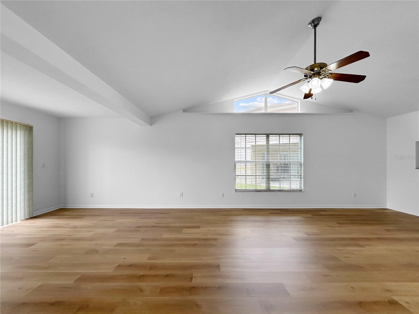 Image 14 of 40 For 6554 Gentle Ben Circle