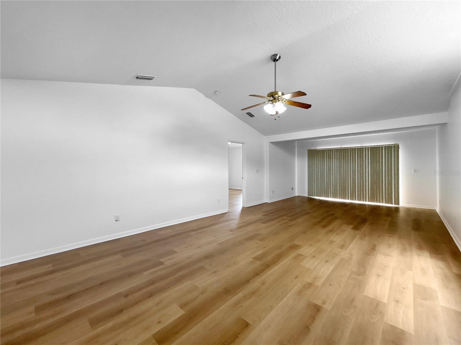 Image 15 of 40 For 6554 Gentle Ben Circle