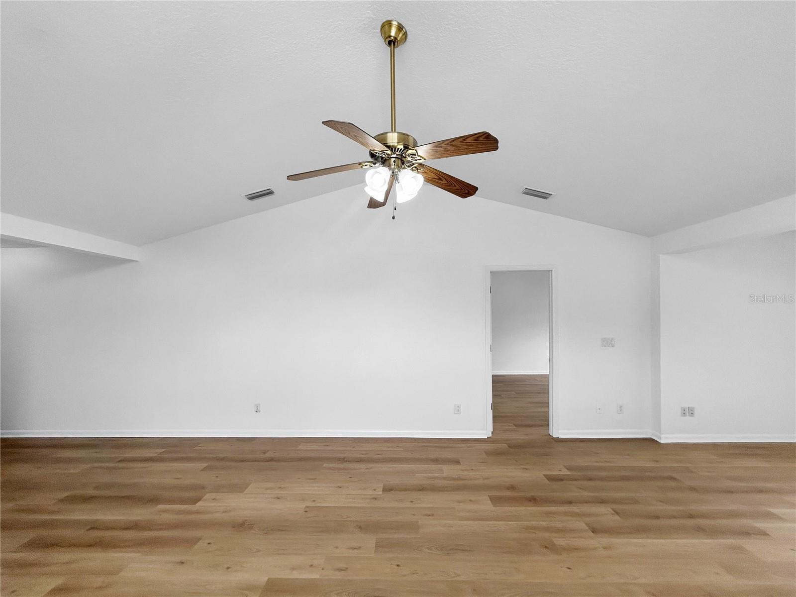 Image 22 of 40 For 6554 Gentle Ben Circle