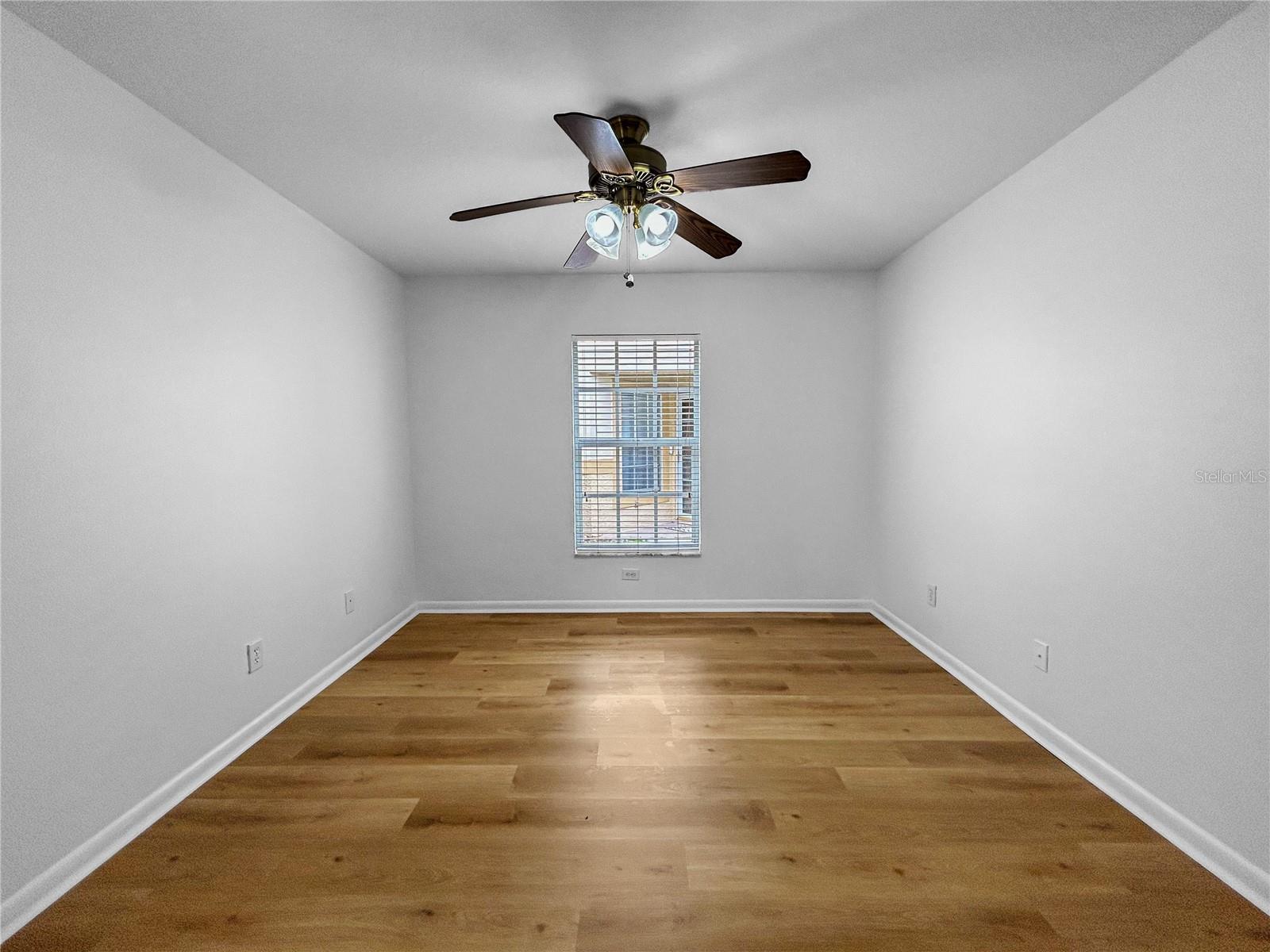 Image 37 of 40 For 6554 Gentle Ben Circle