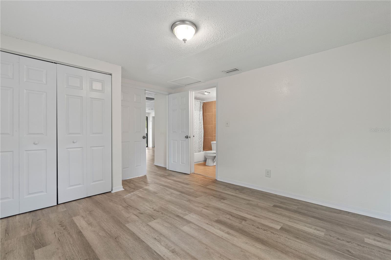 Image 8 of 10 For 3411 52nd Avenue