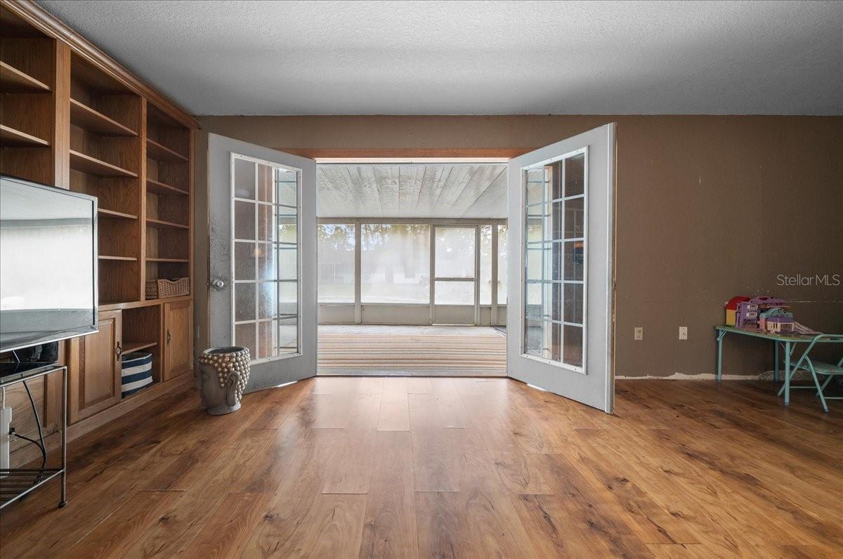 Image 13 of 43 For 4626 7th Street