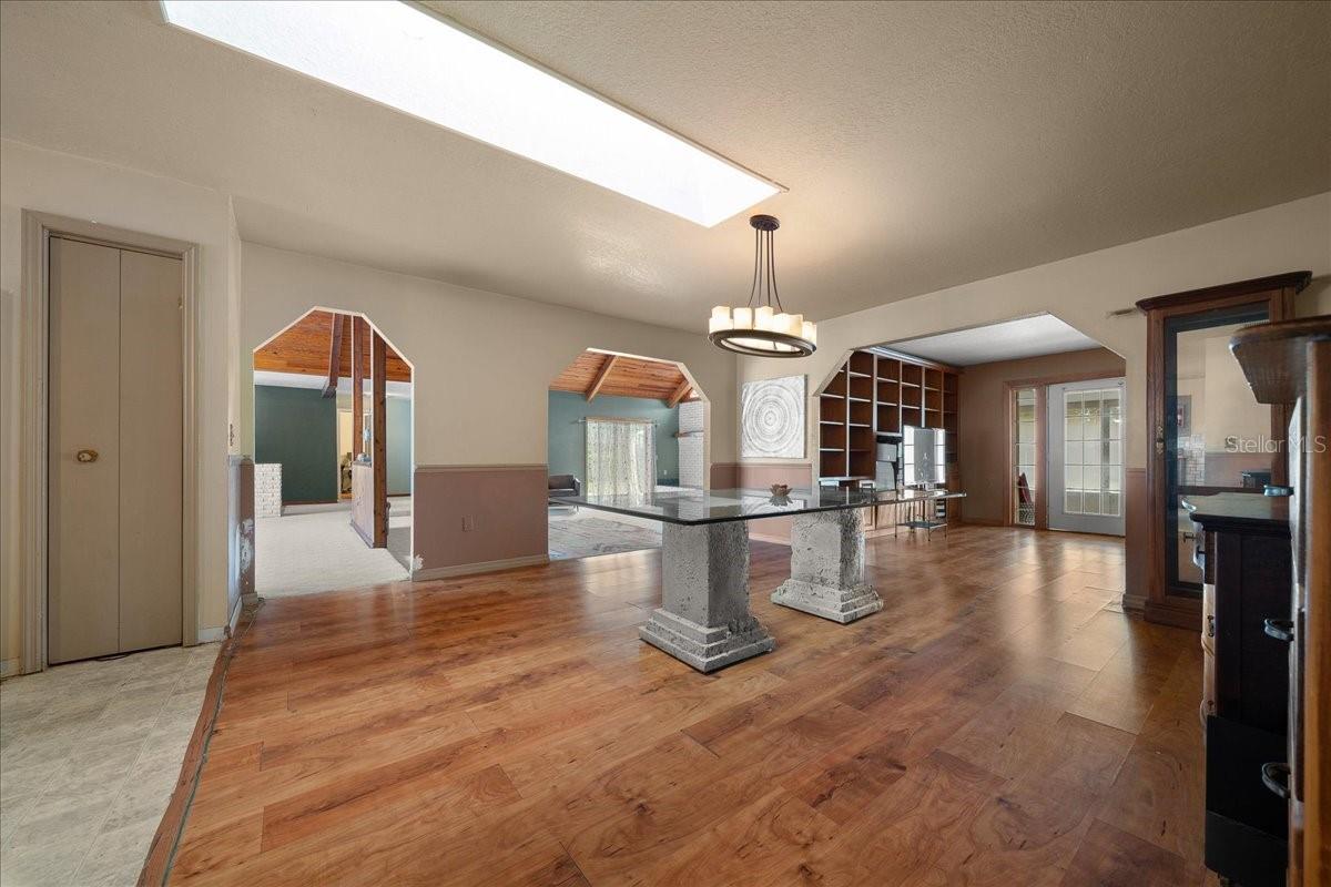 Image 17 of 43 For 4626 7th Street