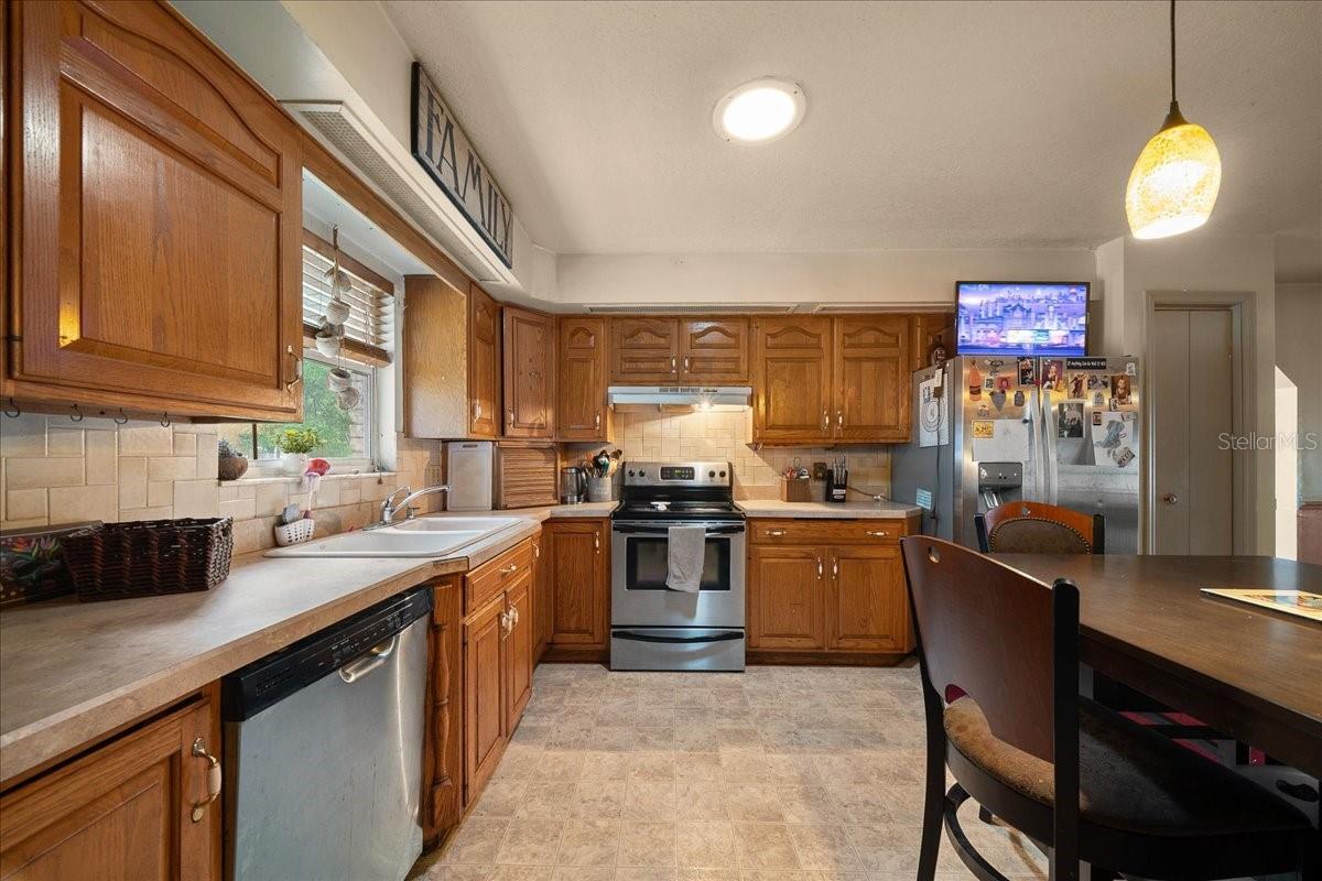 Image 20 of 43 For 4626 7th Street