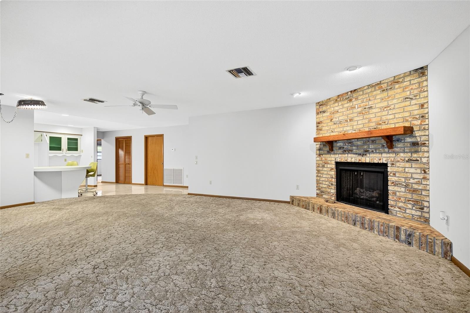 Image 18 of 42 For 9835 Wedgewood Lane